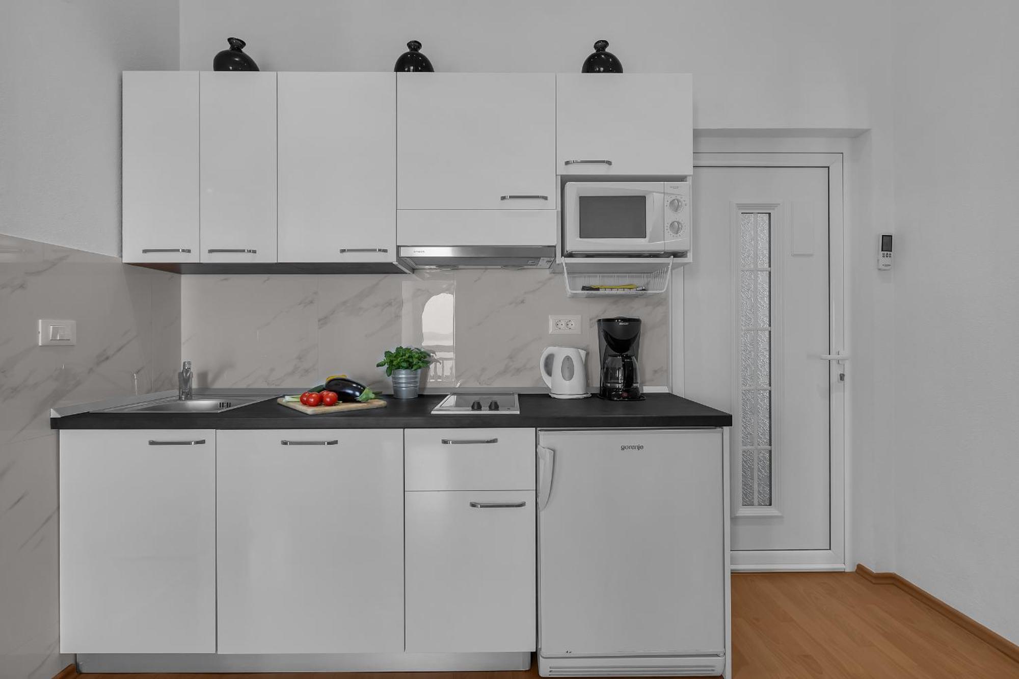 Apartments Villa Katarina Tučepi Extérieur photo