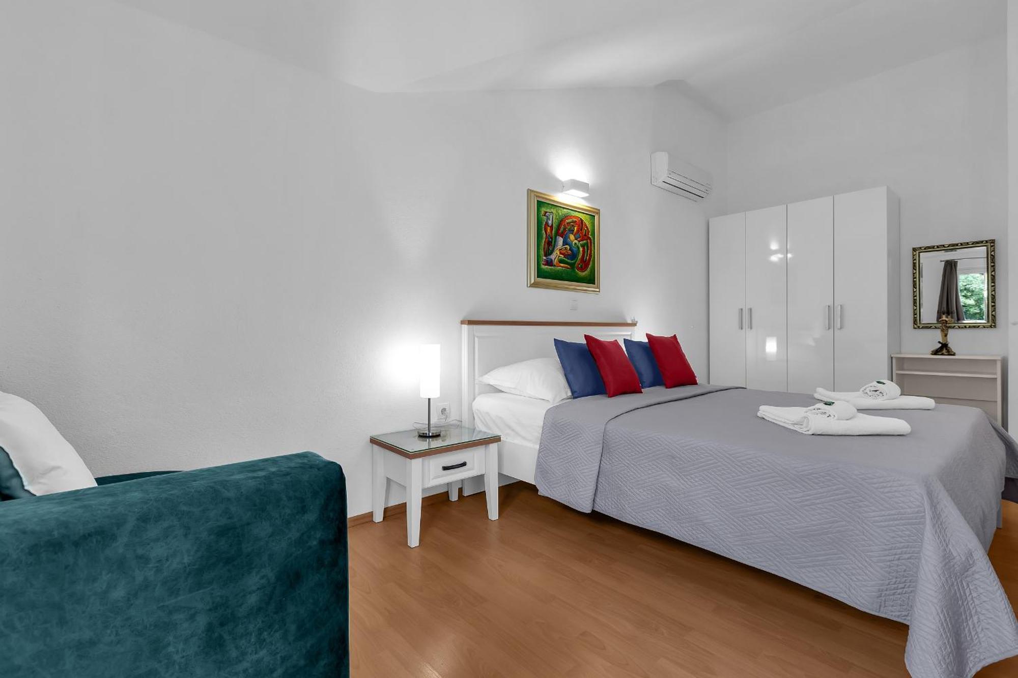 Apartments Villa Katarina Tučepi Extérieur photo