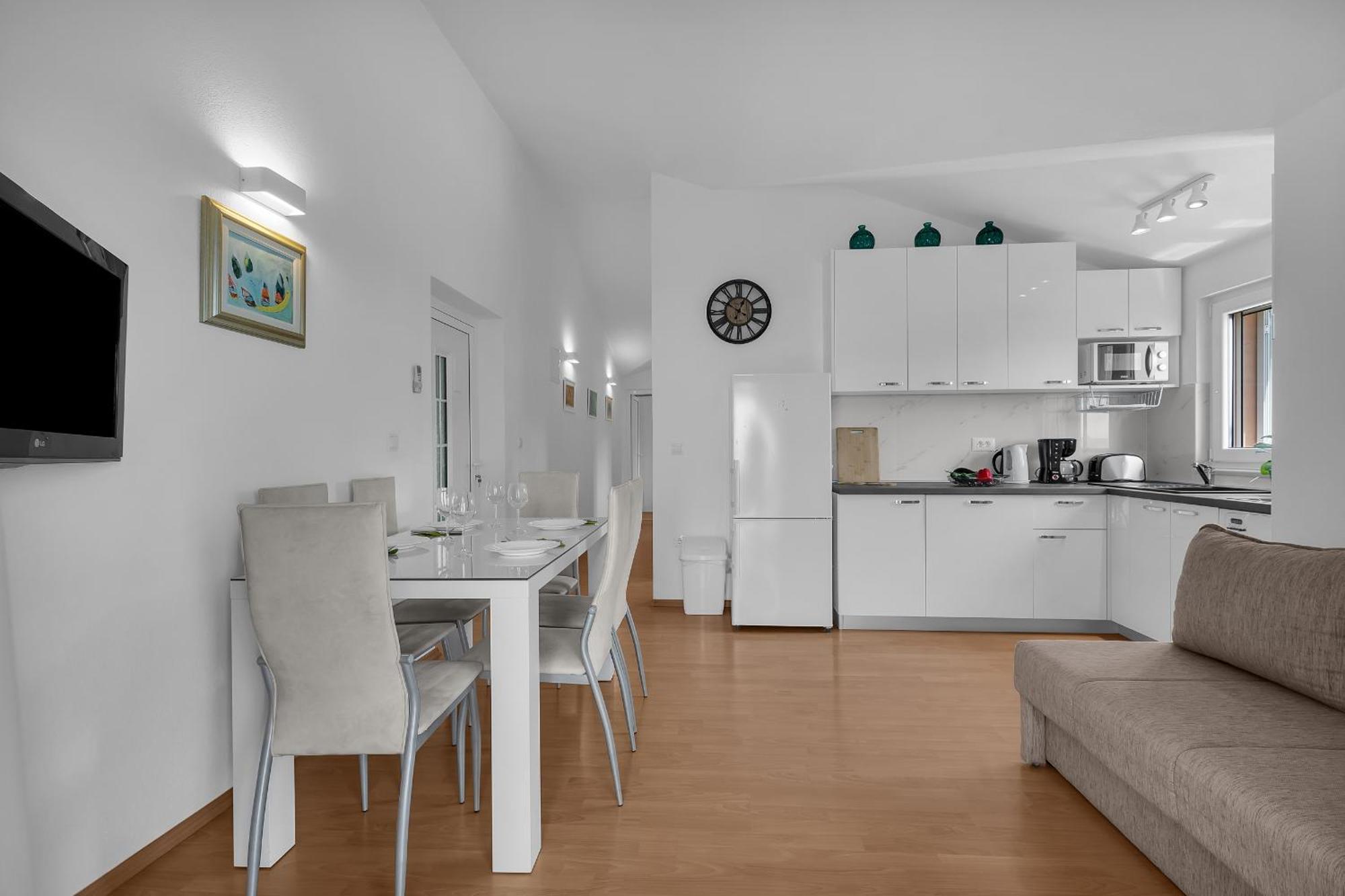 Apartments Villa Katarina Tučepi Extérieur photo